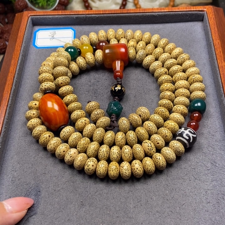 星月菩提吊坠菩提