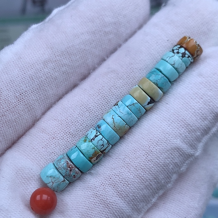 南红玛瑙未镶嵌珠宝奇石