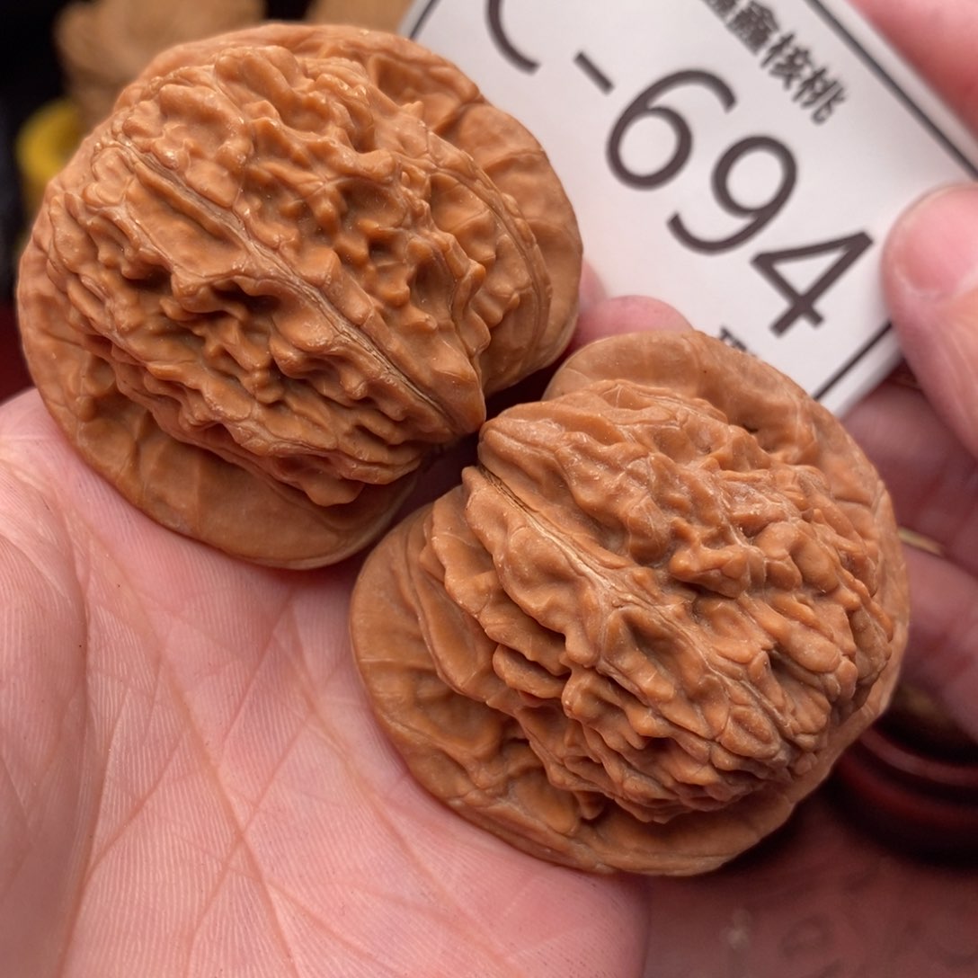 文玩核桃把件汉高楼44