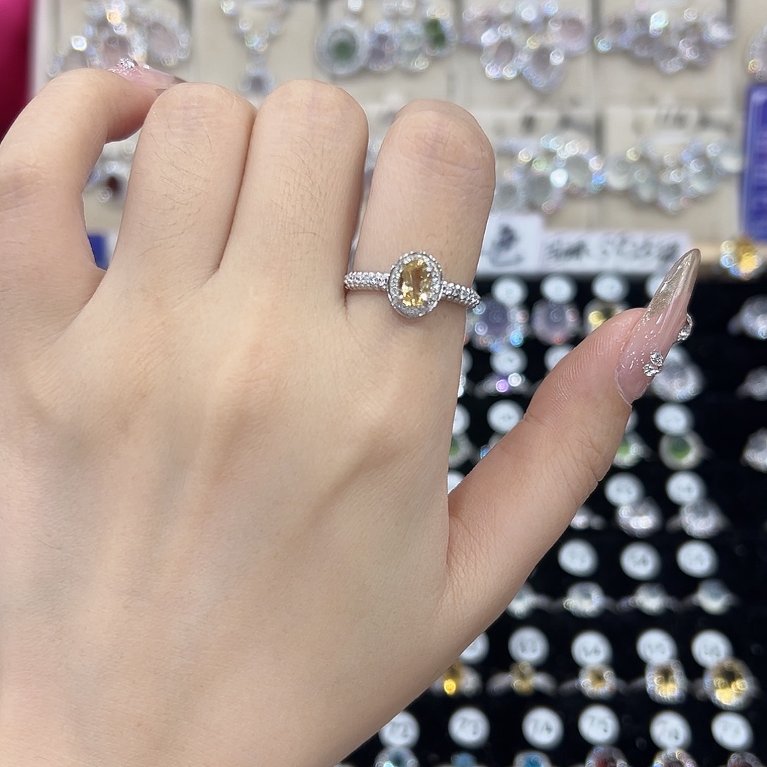 银S925镶嵌戒指黄晶