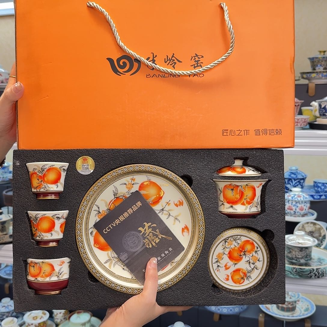 我们都是一个人的时候