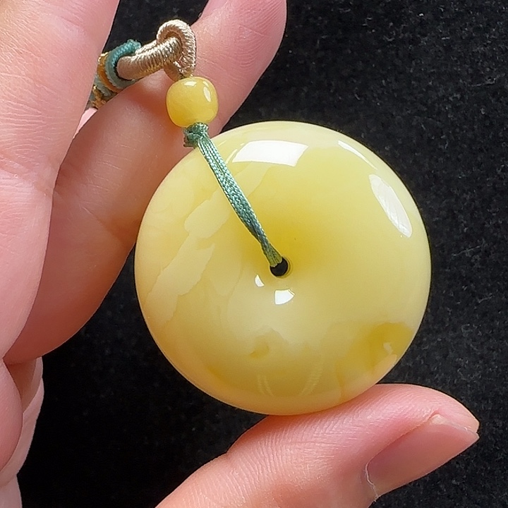 未镶嵌蜜蜡珠宝奇石