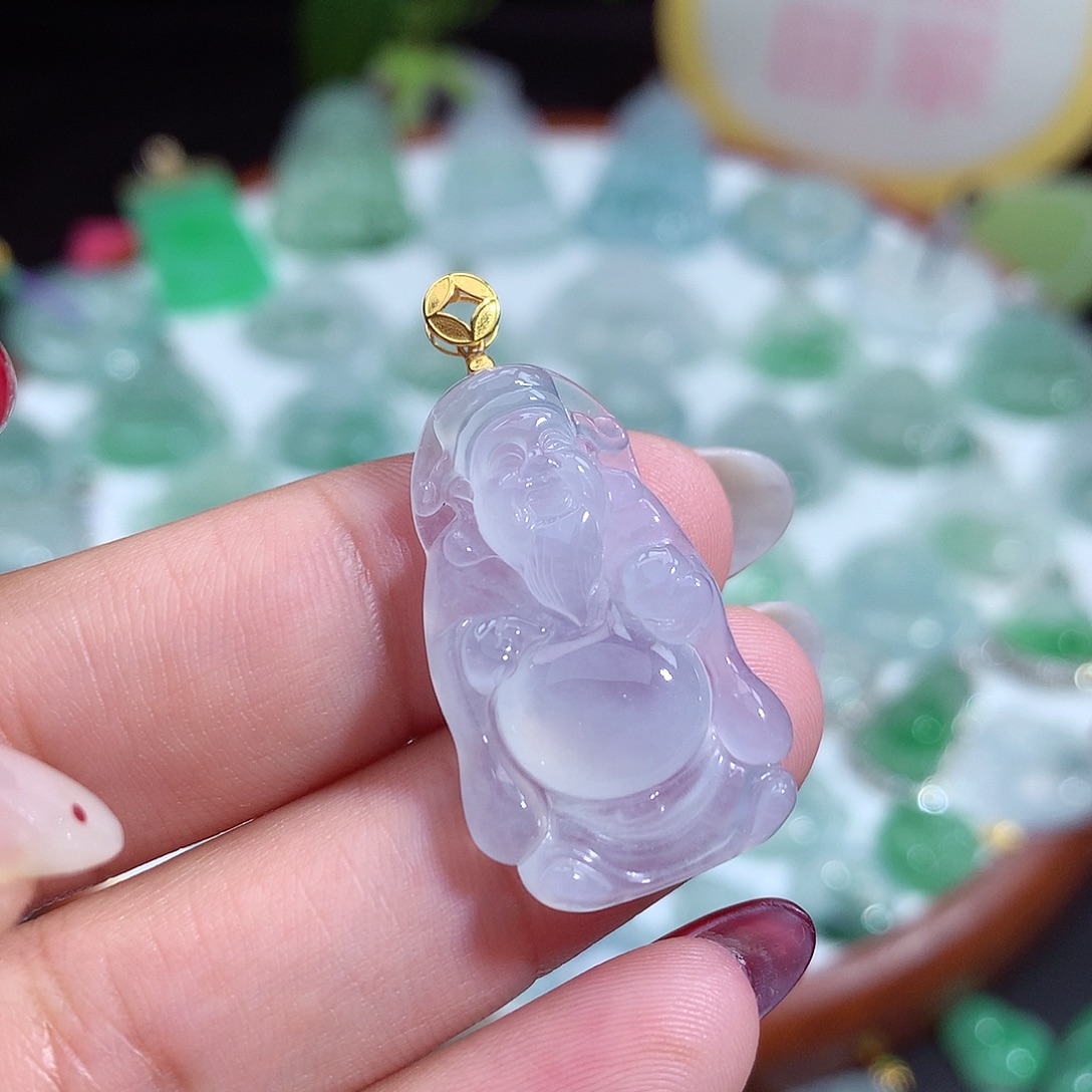 翡翠未镶嵌颈饰财神