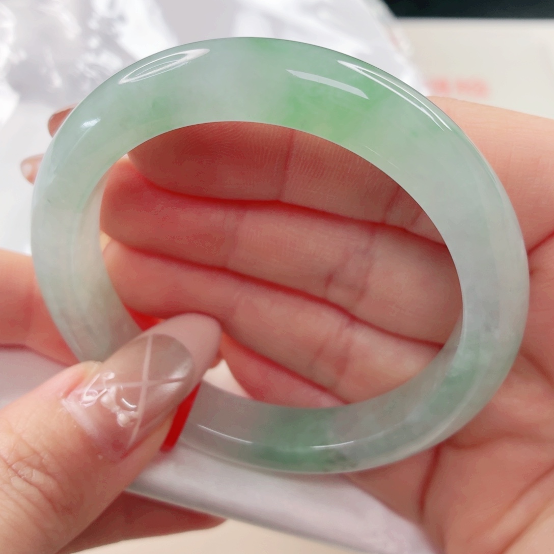 翡翠未镶嵌手镯52.8x581