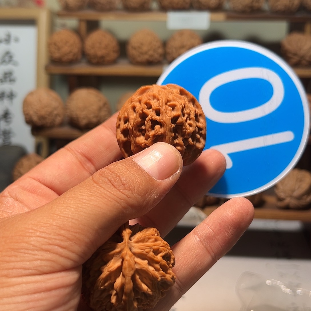 三*文玩核桃，蓝色10号