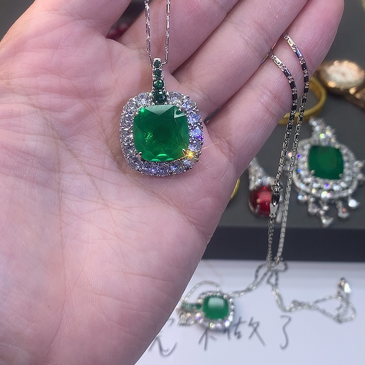 非金属008吊坠。                    