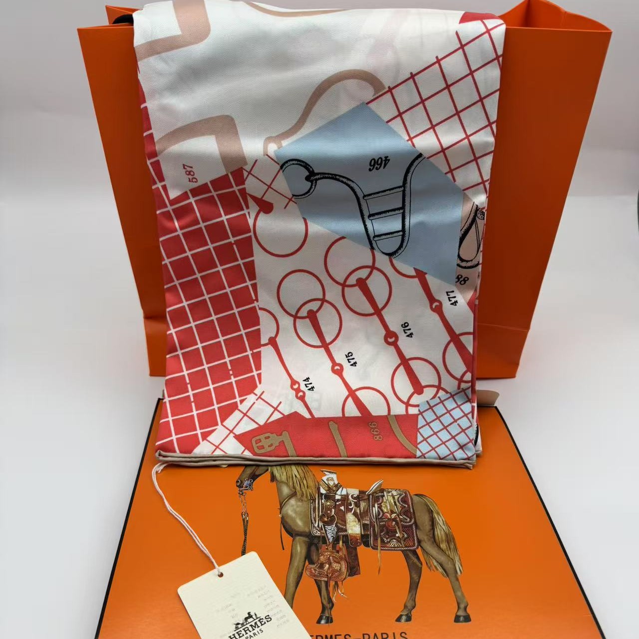 未使用 Hermes/爱马仕 新款丝巾全新全套90×90