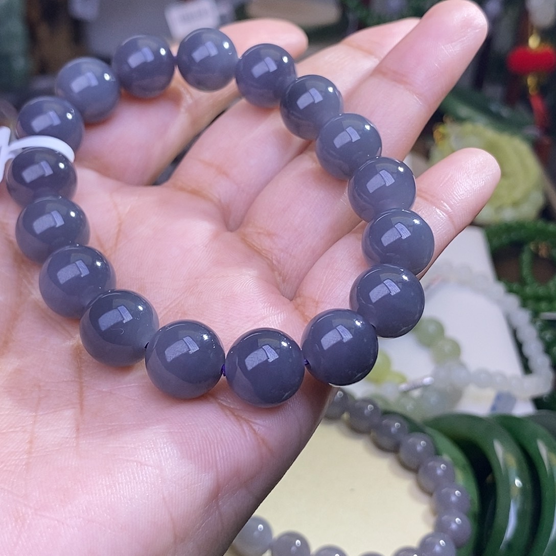 和田玉烟紫冰底老料收藏约12mm手串未镶嵌