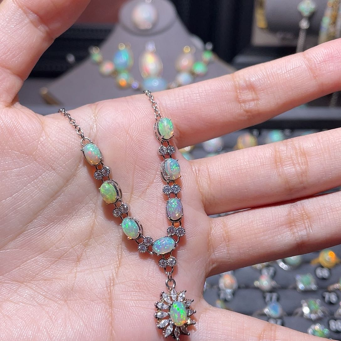 银S925镶嵌欧泊吊坠）一**汤