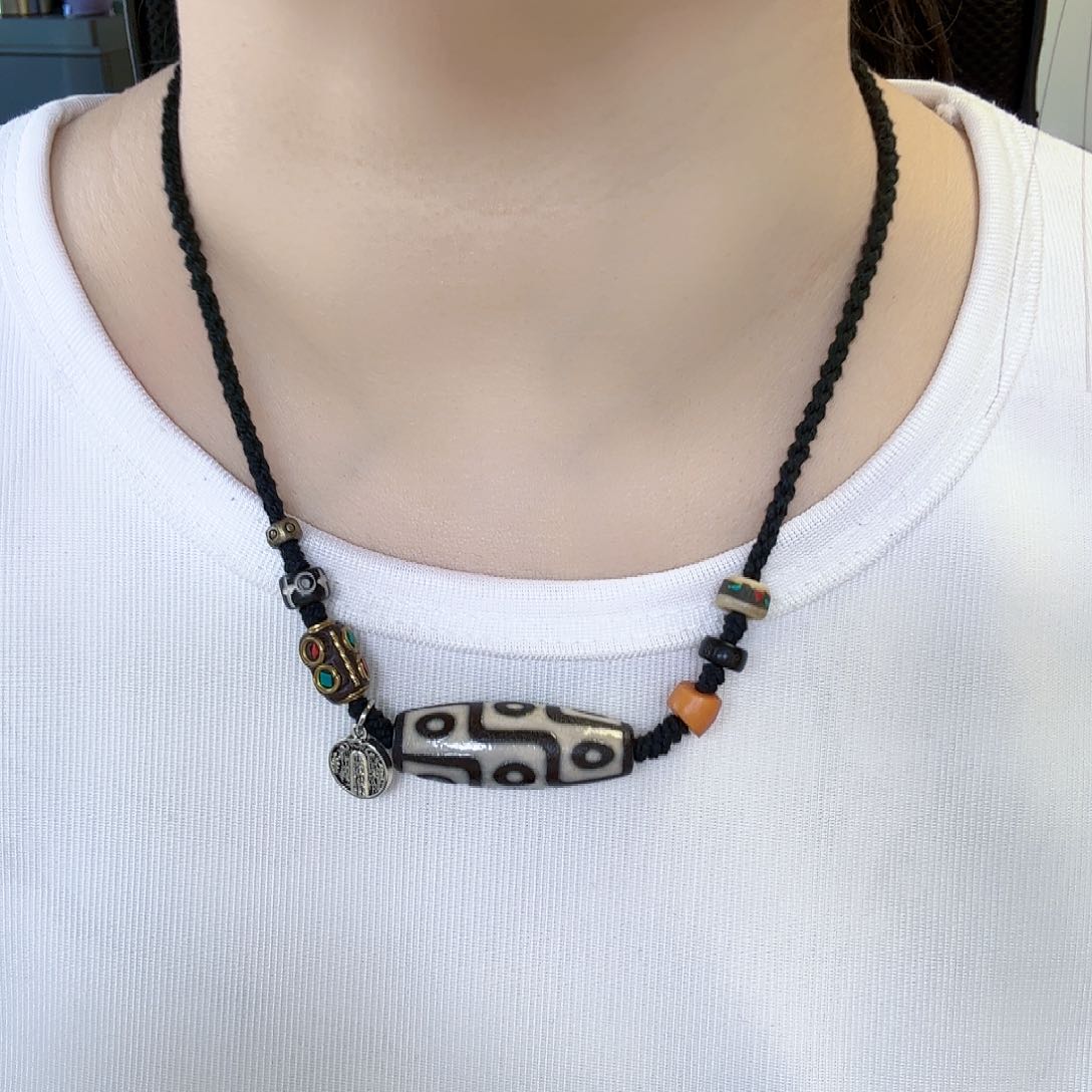 玛瑙/玉髓颈饰未镶嵌
