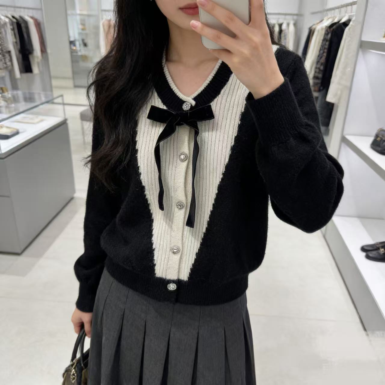 全毛勿机洗！胸104-150长50法式钻扣设计丝绒针织上衣NN 4599