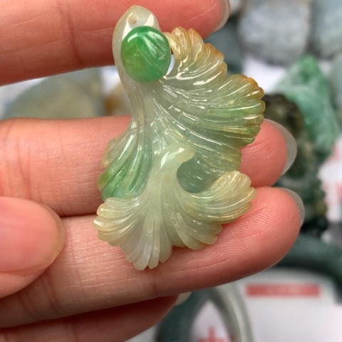 定制翡翠未镶嵌翡翠