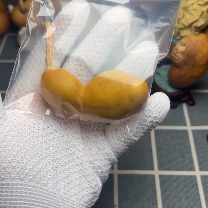 冷***天橘皮裂666666666666