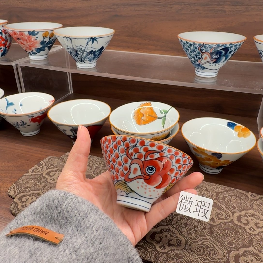 釉下手绘茶具微瑕