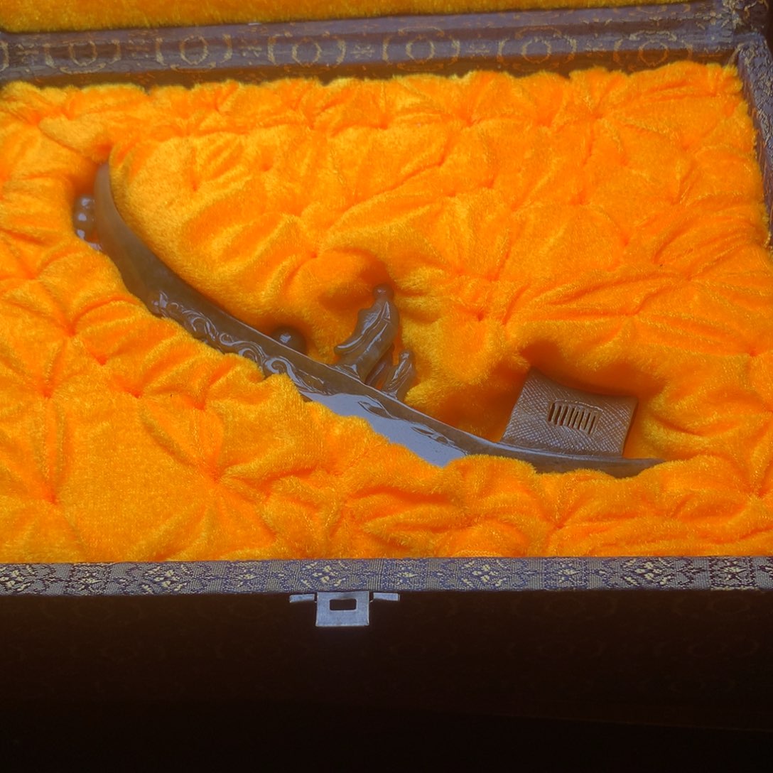 ****风和田玉未镶嵌颈饰