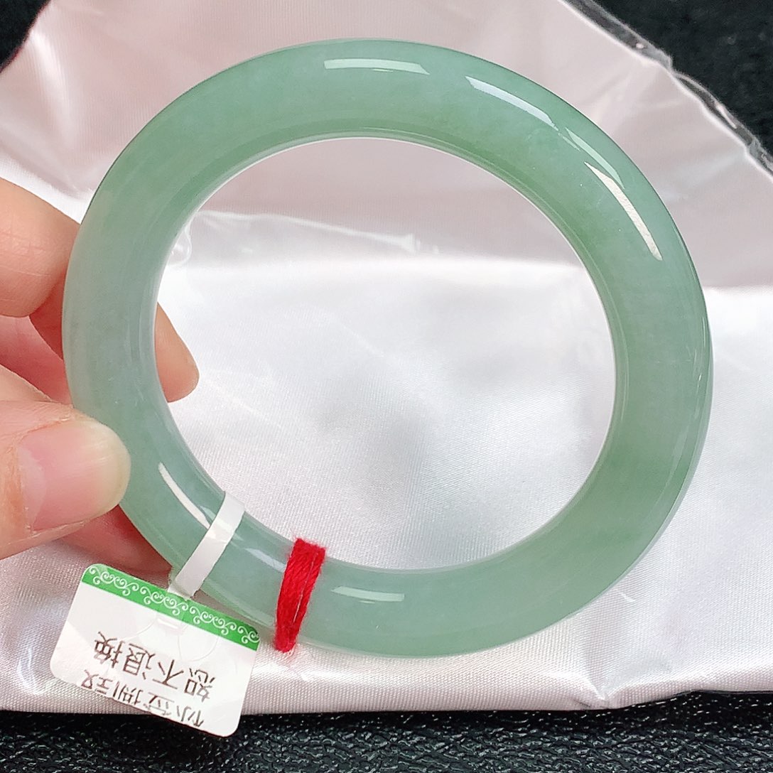 翡翠手镯未镶嵌57➕