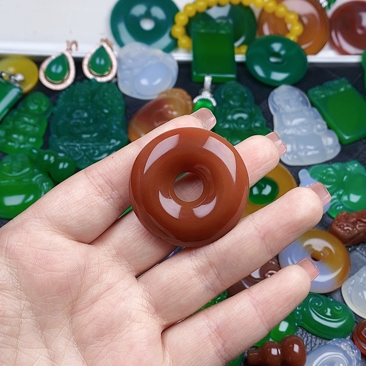 玛瑙/玉髓颈饰未镶嵌