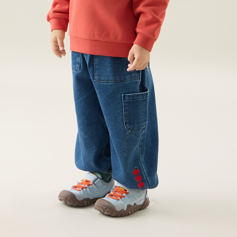 papa爬爬秋季新品男女童反抓毛蓄热绣花牛仔颜值穿搭