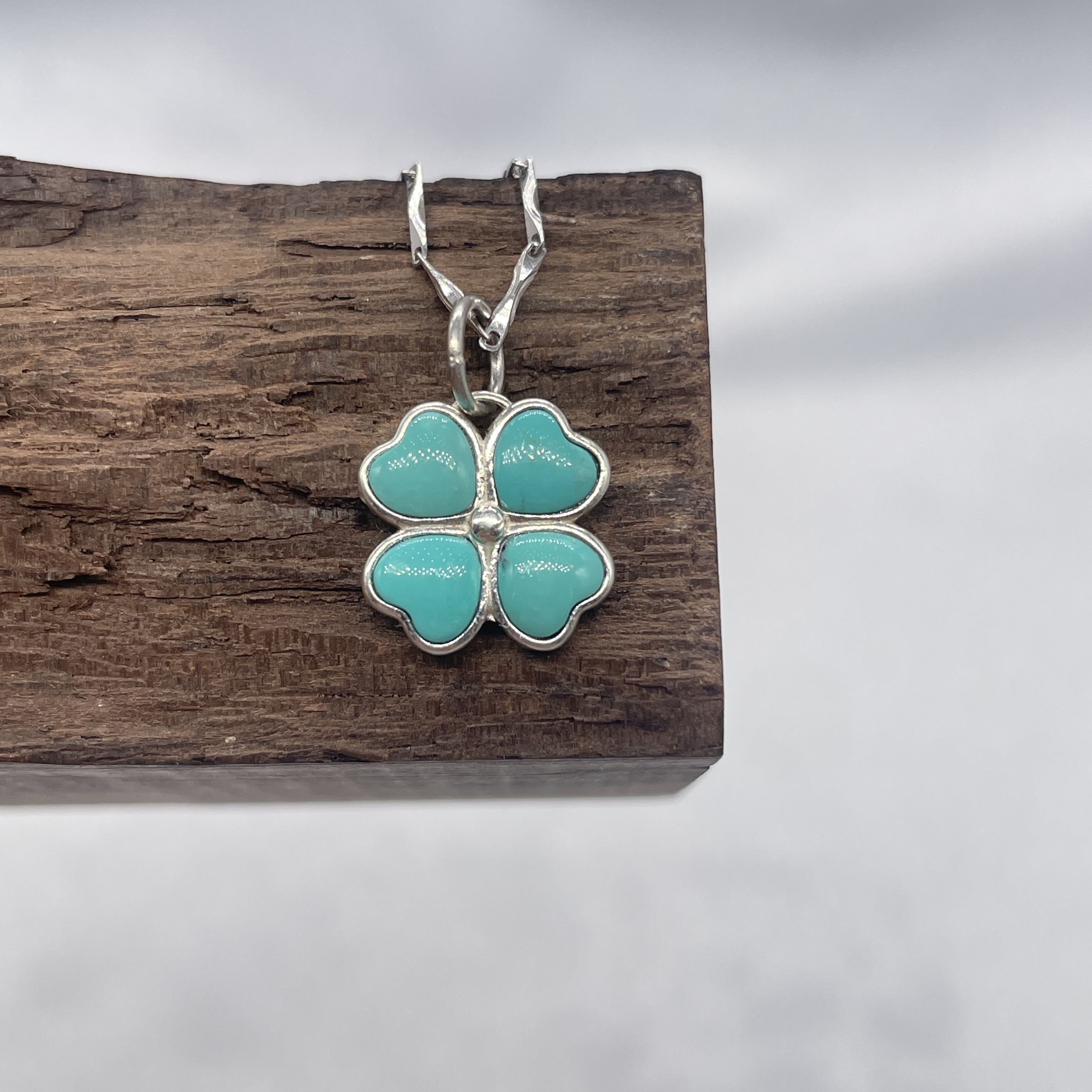 小众镶嵌蓝绿色精致简约素款四叶草项链ym003直销包邮