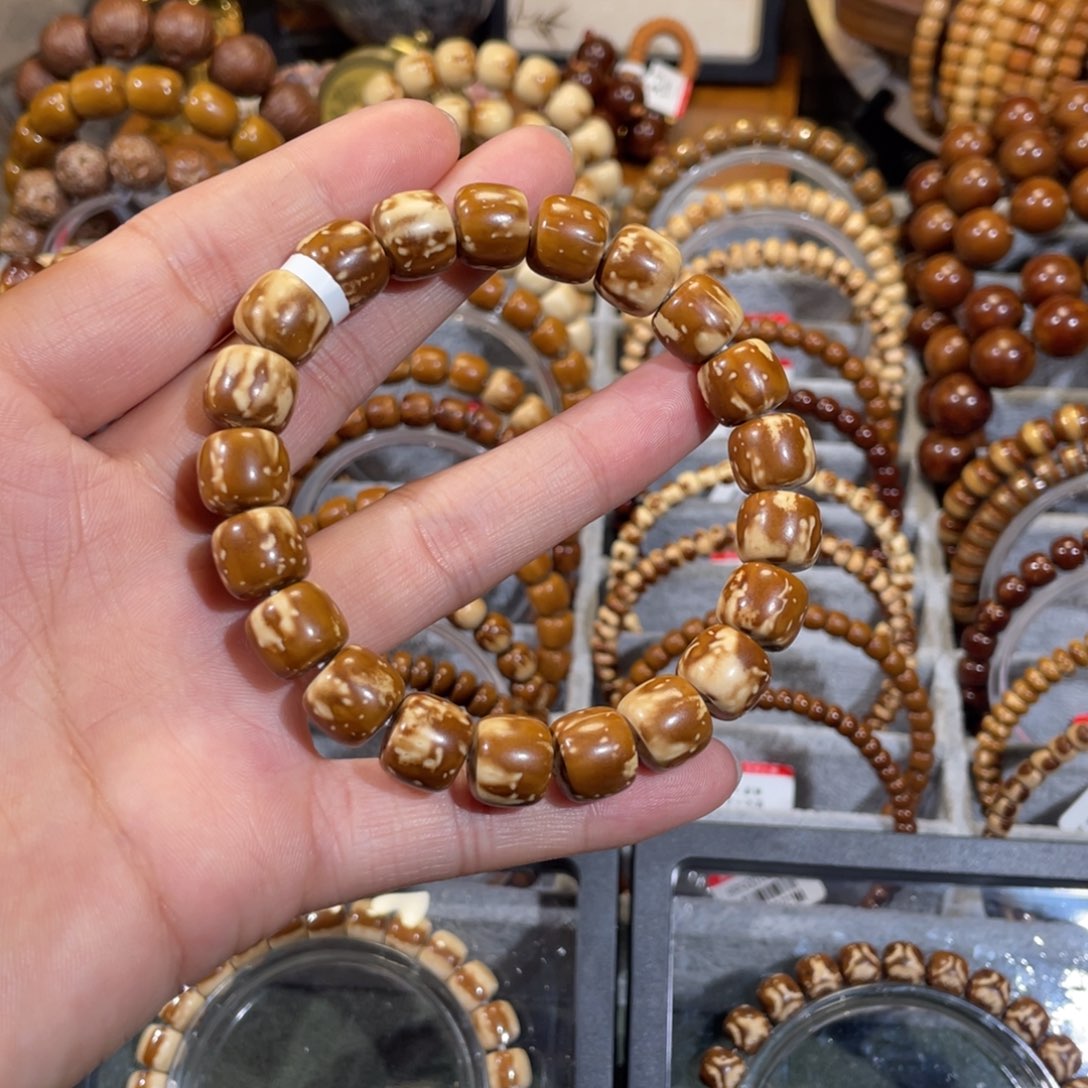 手串紫金鼠不****?花皮实心老型