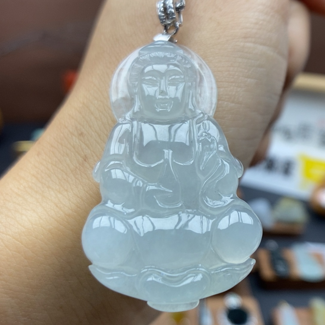 【闪购商品】颈饰银S925镶嵌翡翠32