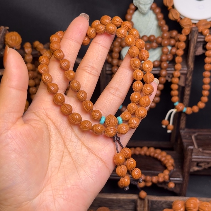 沐***雪手串桃核小龙纹双圈