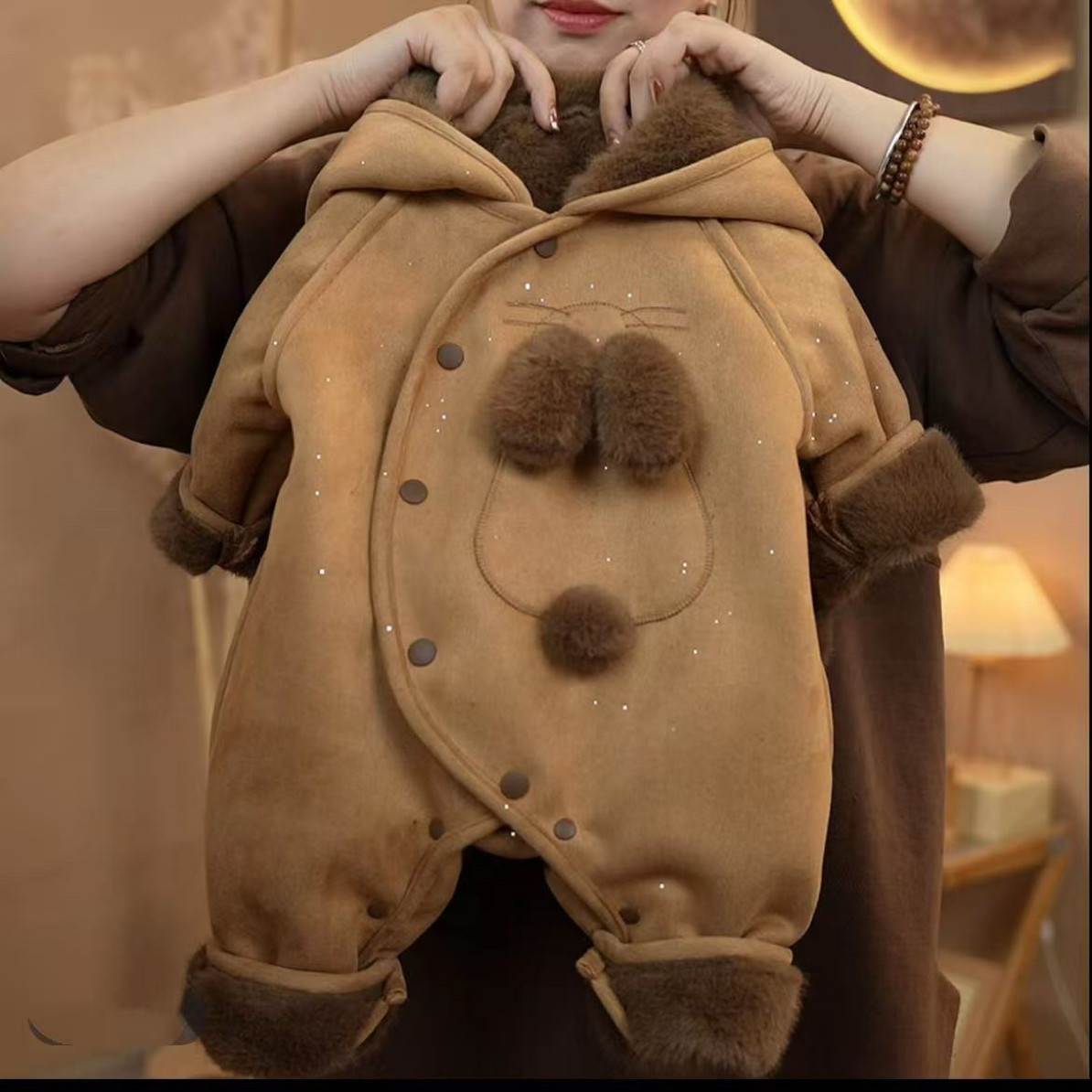 新生婴儿冬季防寒保暖户外卡通连体衣外出服可爱兔子