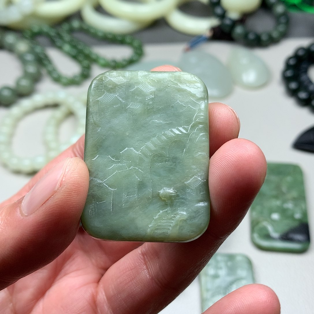 和田玉（碧玉）颈饰未镶嵌