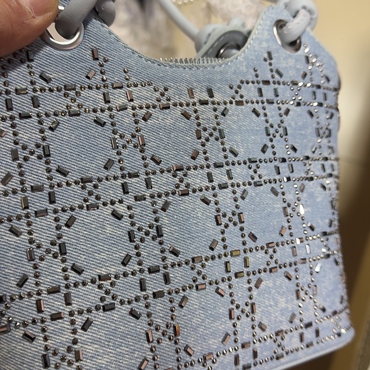 菲菲豪杰姐姐海河海河