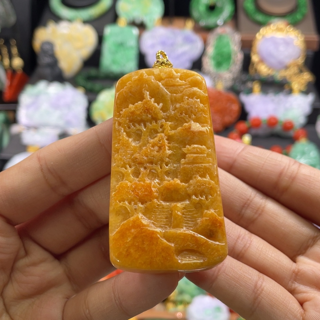 翡翠未镶嵌颈饰待编织