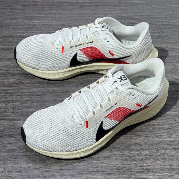 40.5码/NIKE/飞马40 白红/跑鞋/95新/FJ0686 店