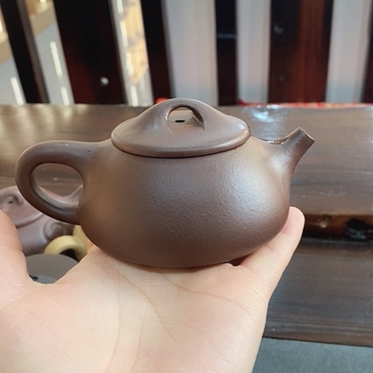 紫泥石瓢150容量盖不平