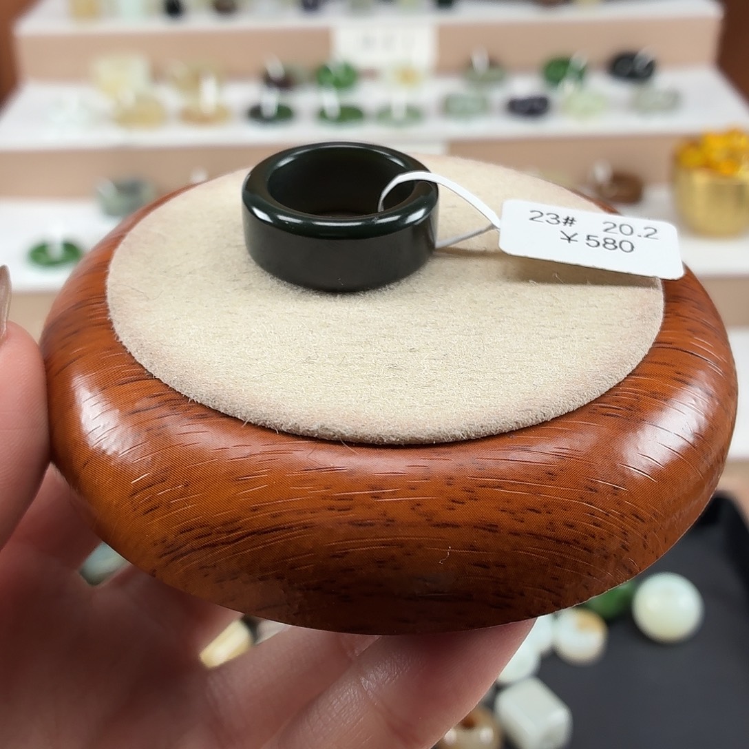 刘***学和田玉未镶嵌戒指内径20.2