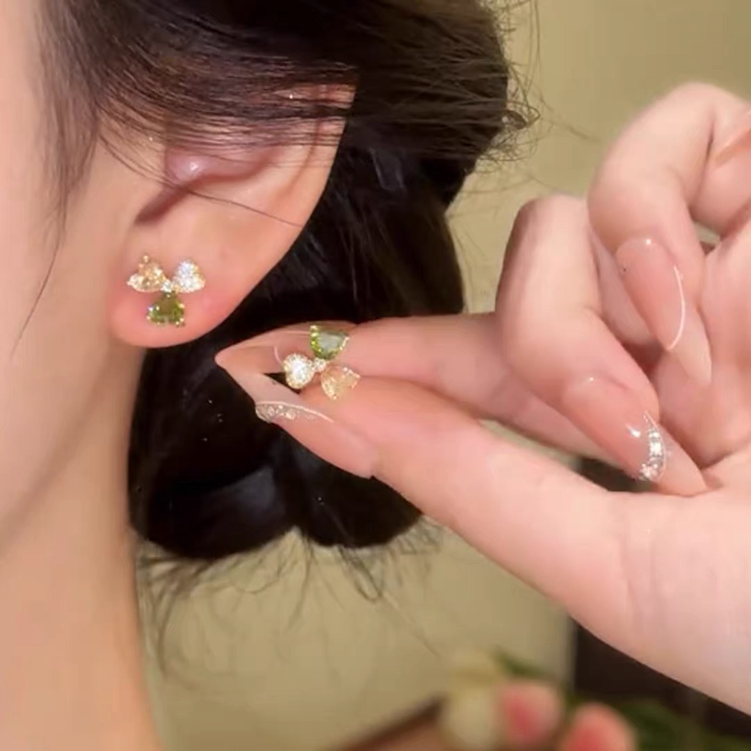 铜合金耳饰 法式气质三色叶耳钉女超仙彩色花朵耳环小众设计E628