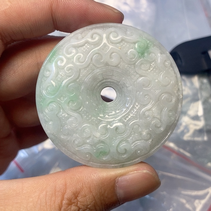 翡翠未镶嵌颈饰天然翡翠A货