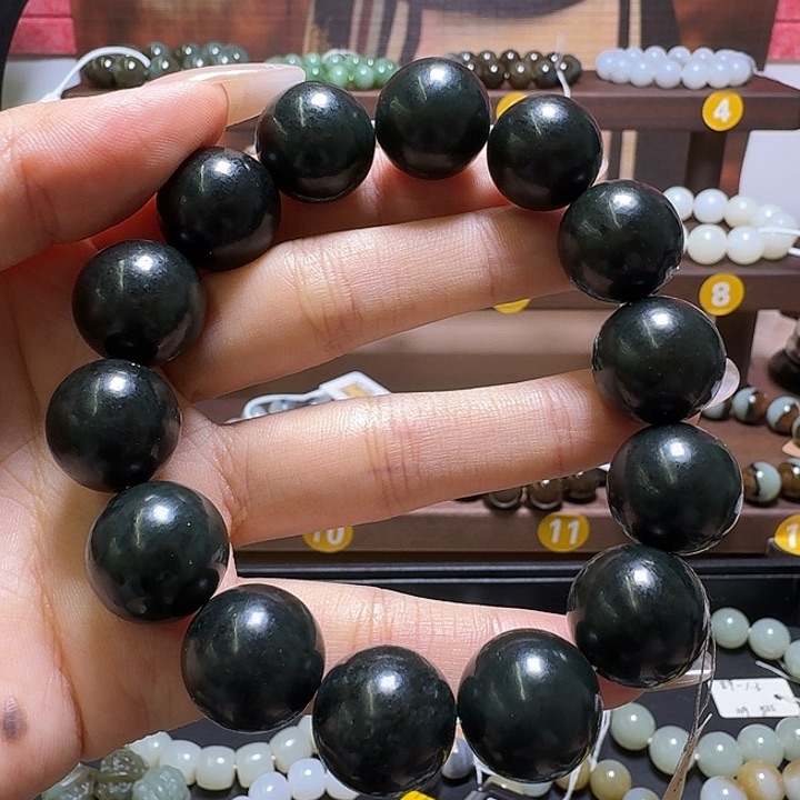 手串未镶嵌和田玉