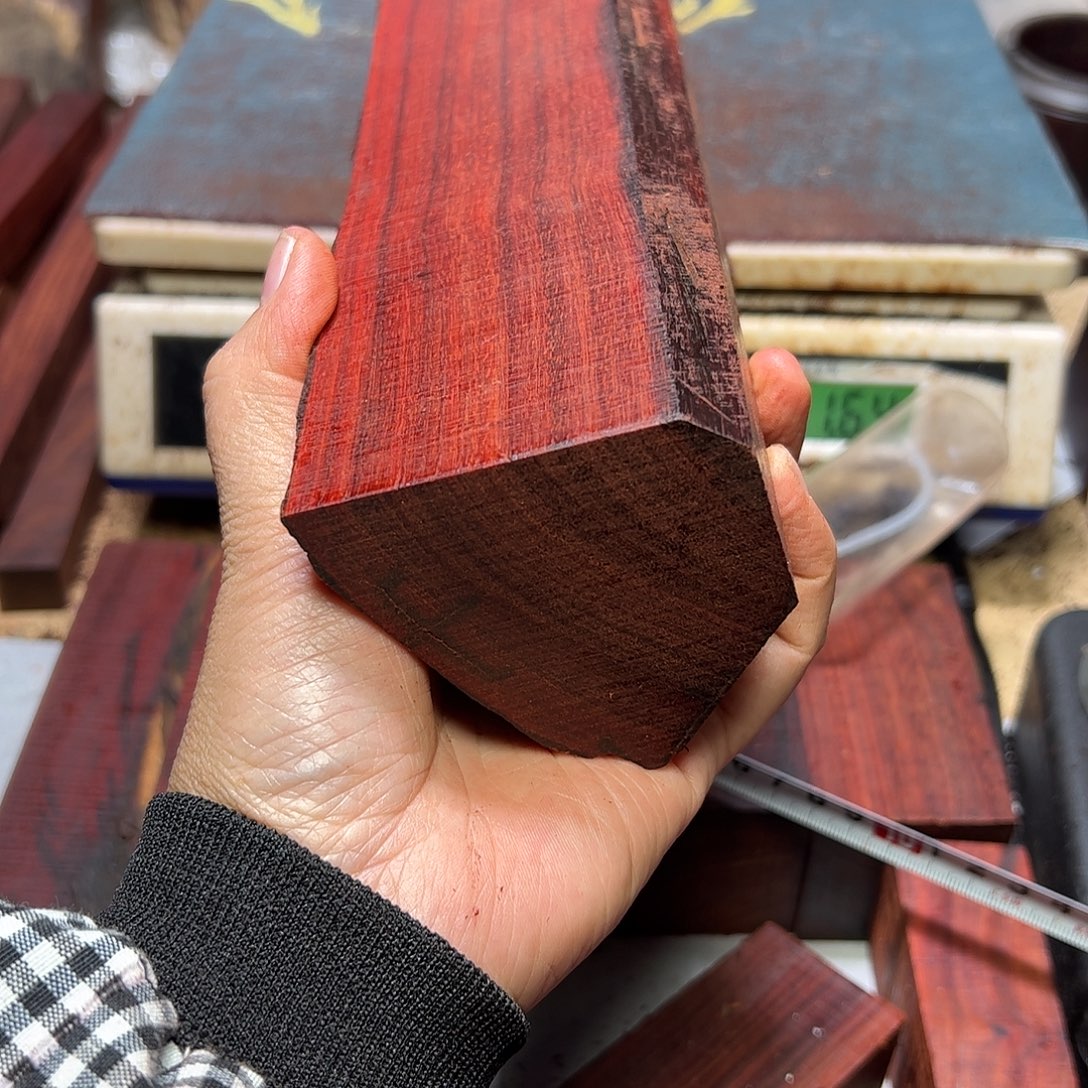 龚***平檀香紫檀（小叶紫檀）