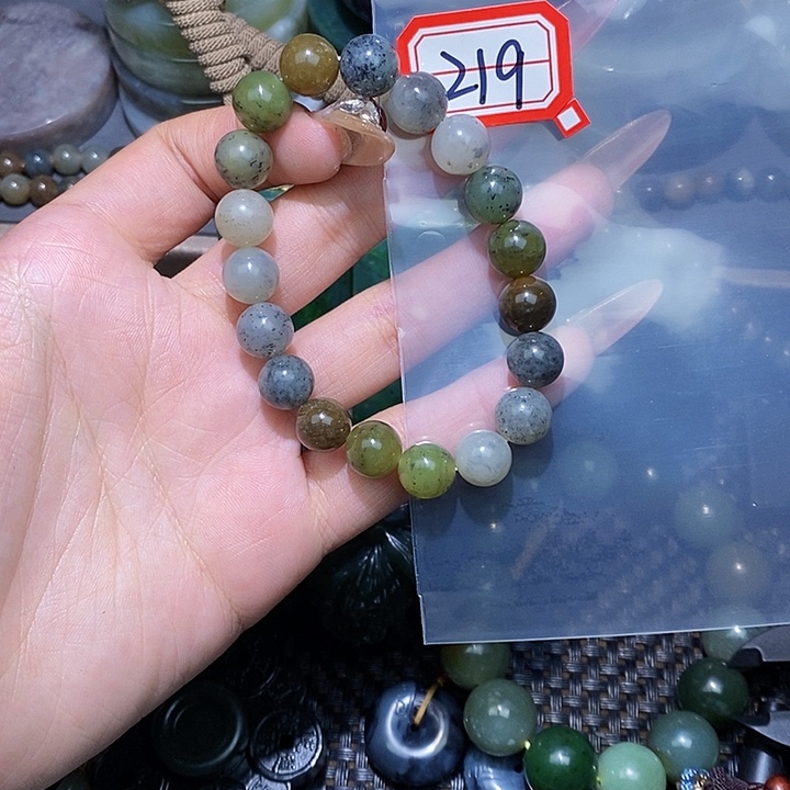 和田玉和田玉边角料随机发未镶嵌