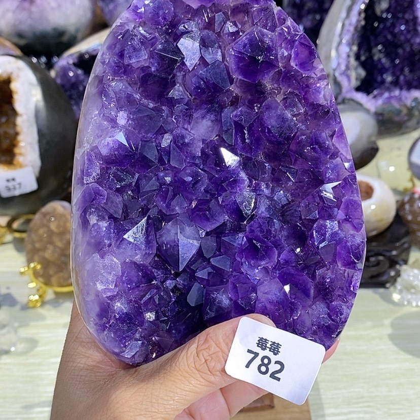 【闪购商品】未镶嵌珠宝半成品紫晶