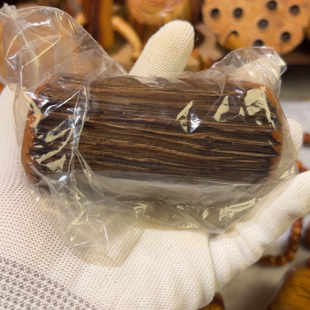 柏木（崖柏）宁**远手把件原皮