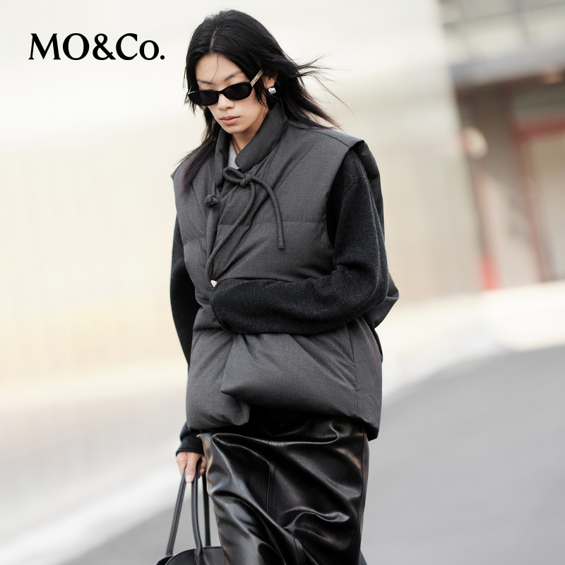 【达人专享】MOCO羽绒服冬解构中式盘扣半高领马甲MBD4EINT15
