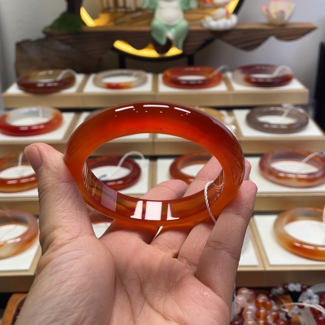 玛瑙/玉髓未镶嵌手镯