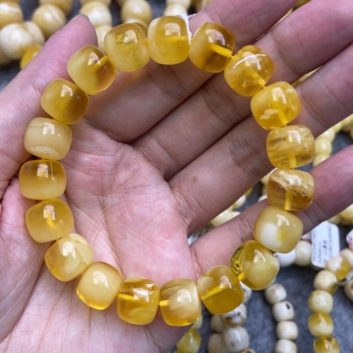 未镶嵌琥珀珠宝奇石12