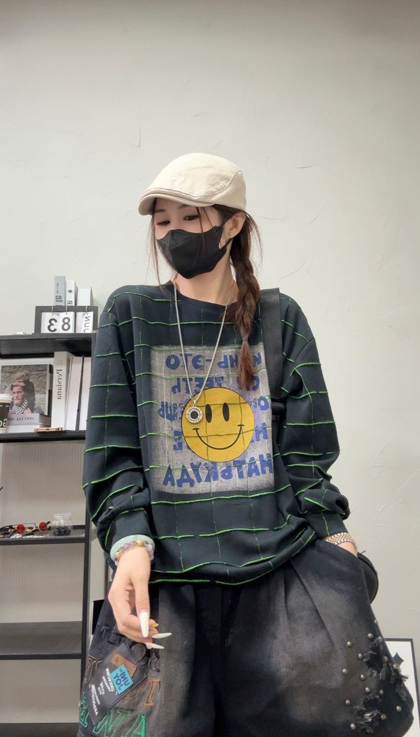 阿娟家爆款时尚8073烧花笑脸长袖卫衣