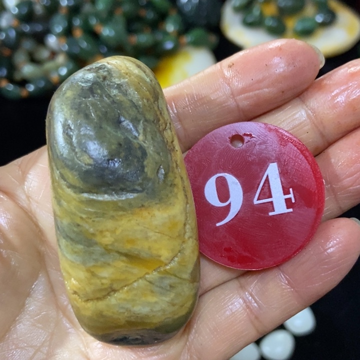 和田玉（糖玉）未镶嵌挂件