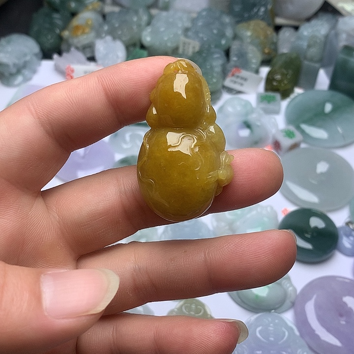 翡翠未镶嵌颈饰天然翡翠