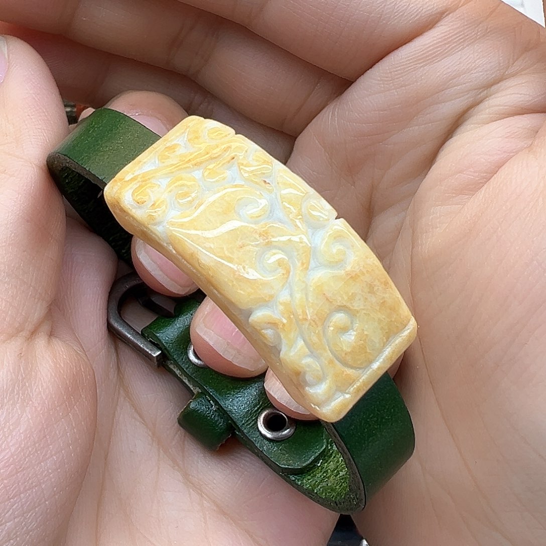 翡翠戒指未镶嵌炸