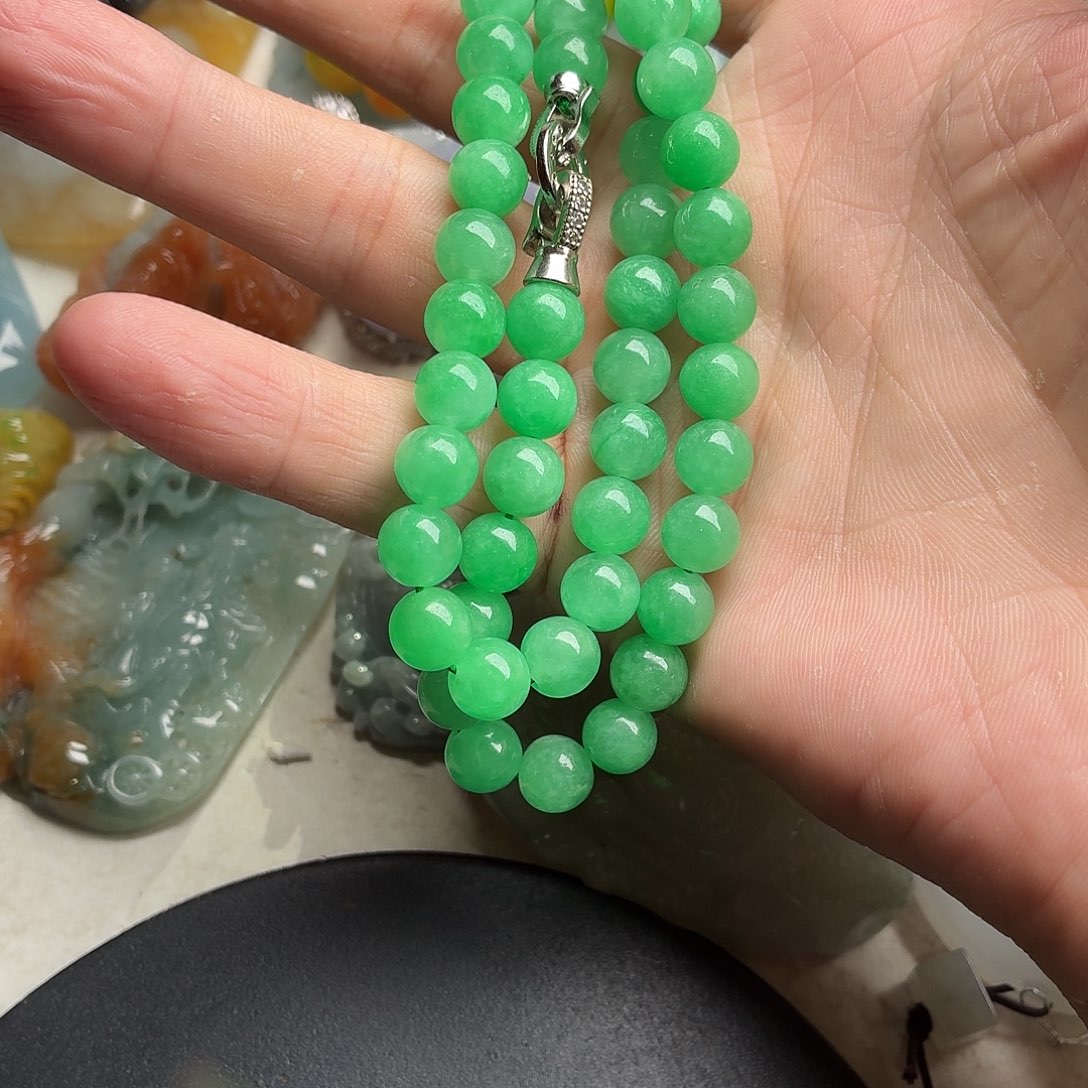 无***沫无非金属果绿珠子项链一条卡8