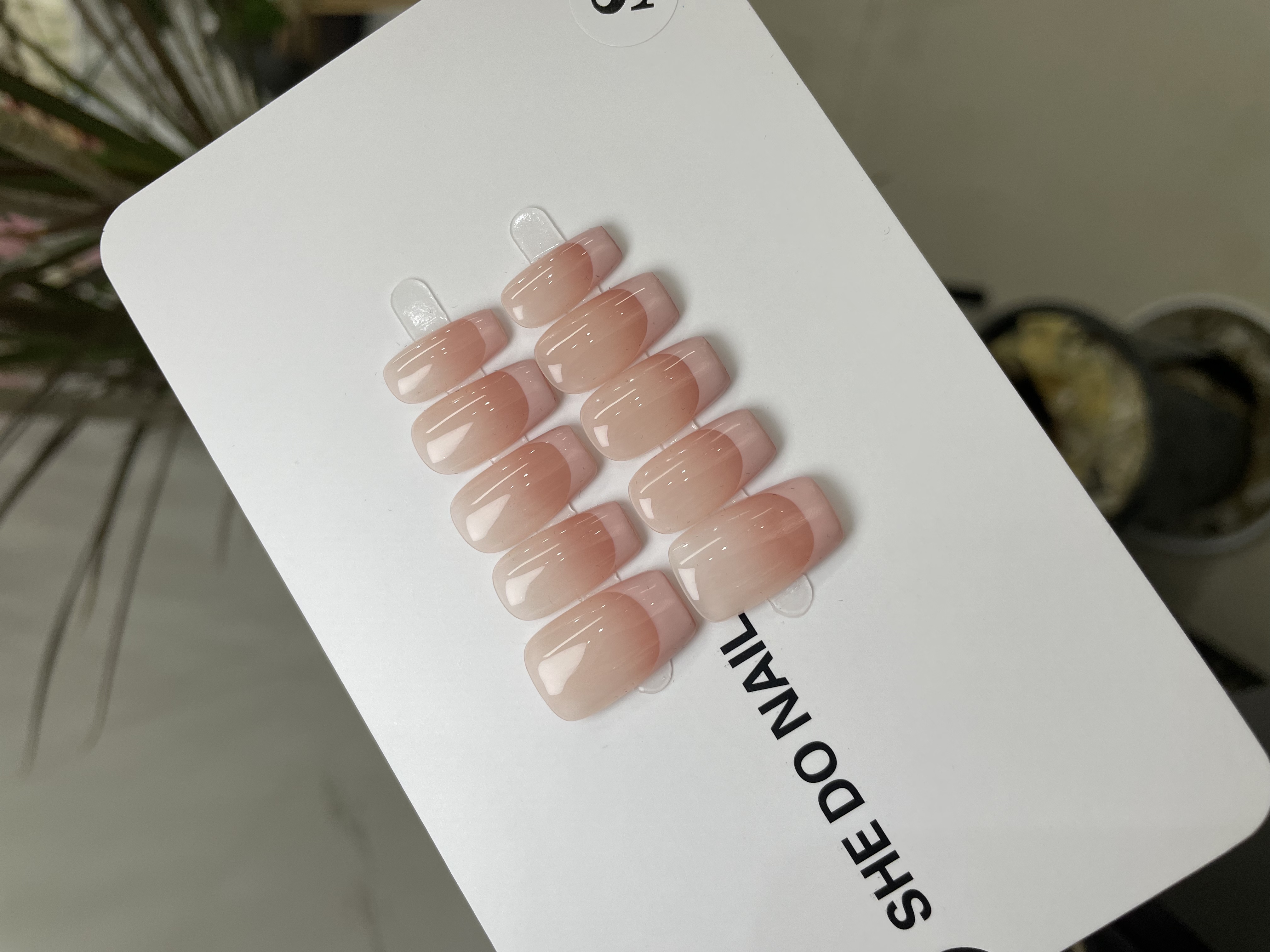 SHEDONail“皮粉佳人”经典法式奶盖设计百搭美甲