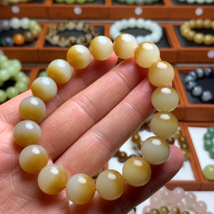 和田玉手串未镶嵌